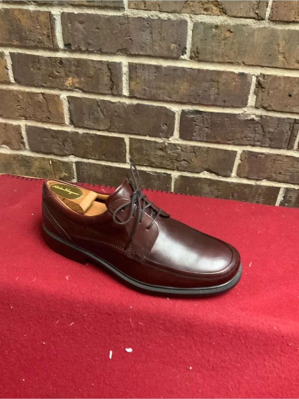 Ecco Men's Lace-Up Oxford in Mahogany Brown